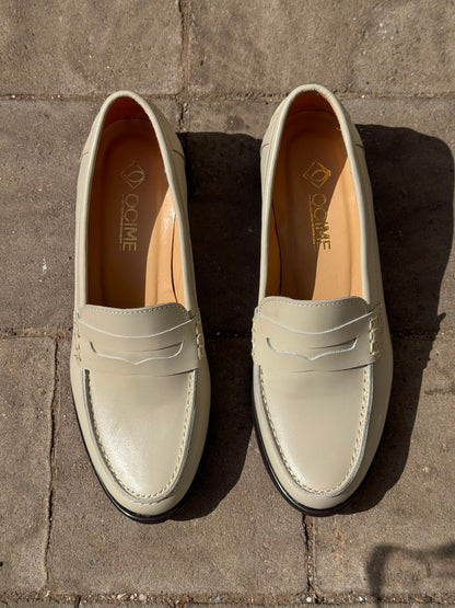 Mocassins en cuir pour femme beige